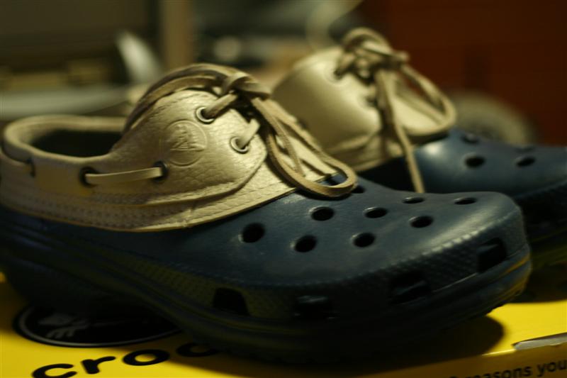 crocs shoelaces.jpg